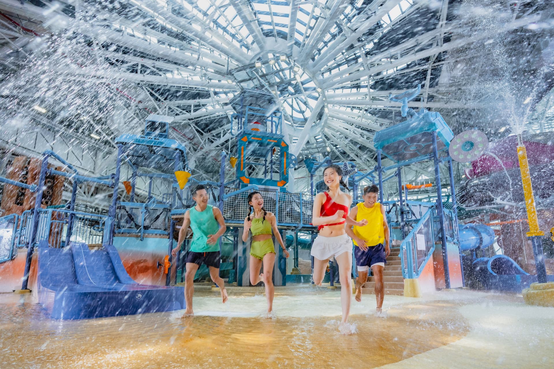 Studio City Water Park - تصویر اصلی