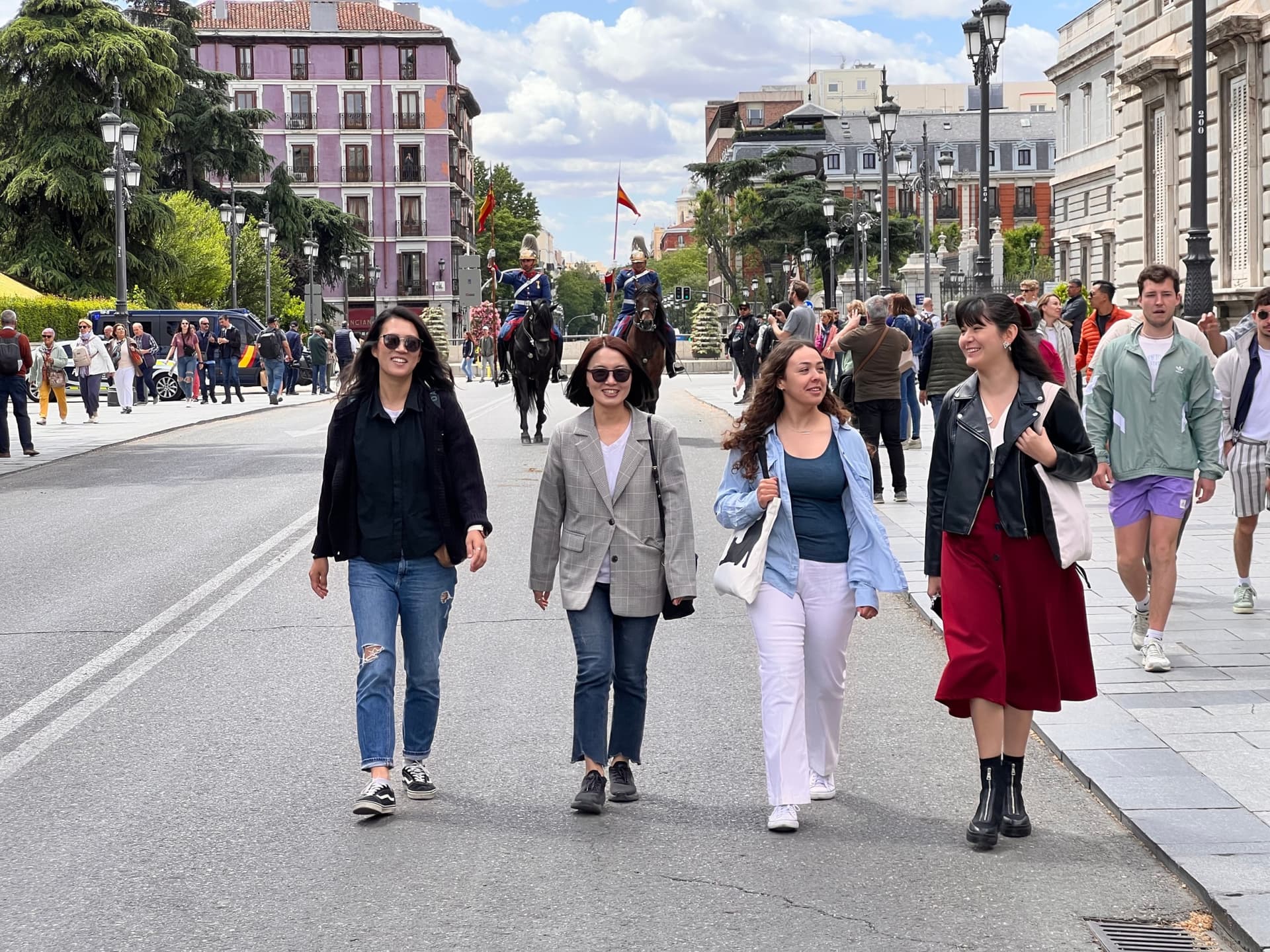Habsburg Madrid Tour with Royal Palace Skip-the-Line Admission - تصویر 4