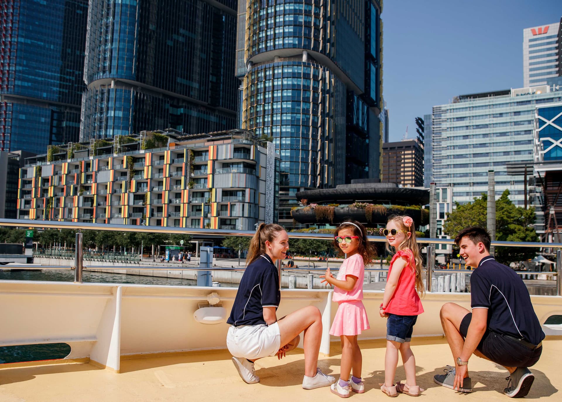 Sydney Harbour Sunset Dinner Cruise aboard Captain Cook Cruises - تصویر 6