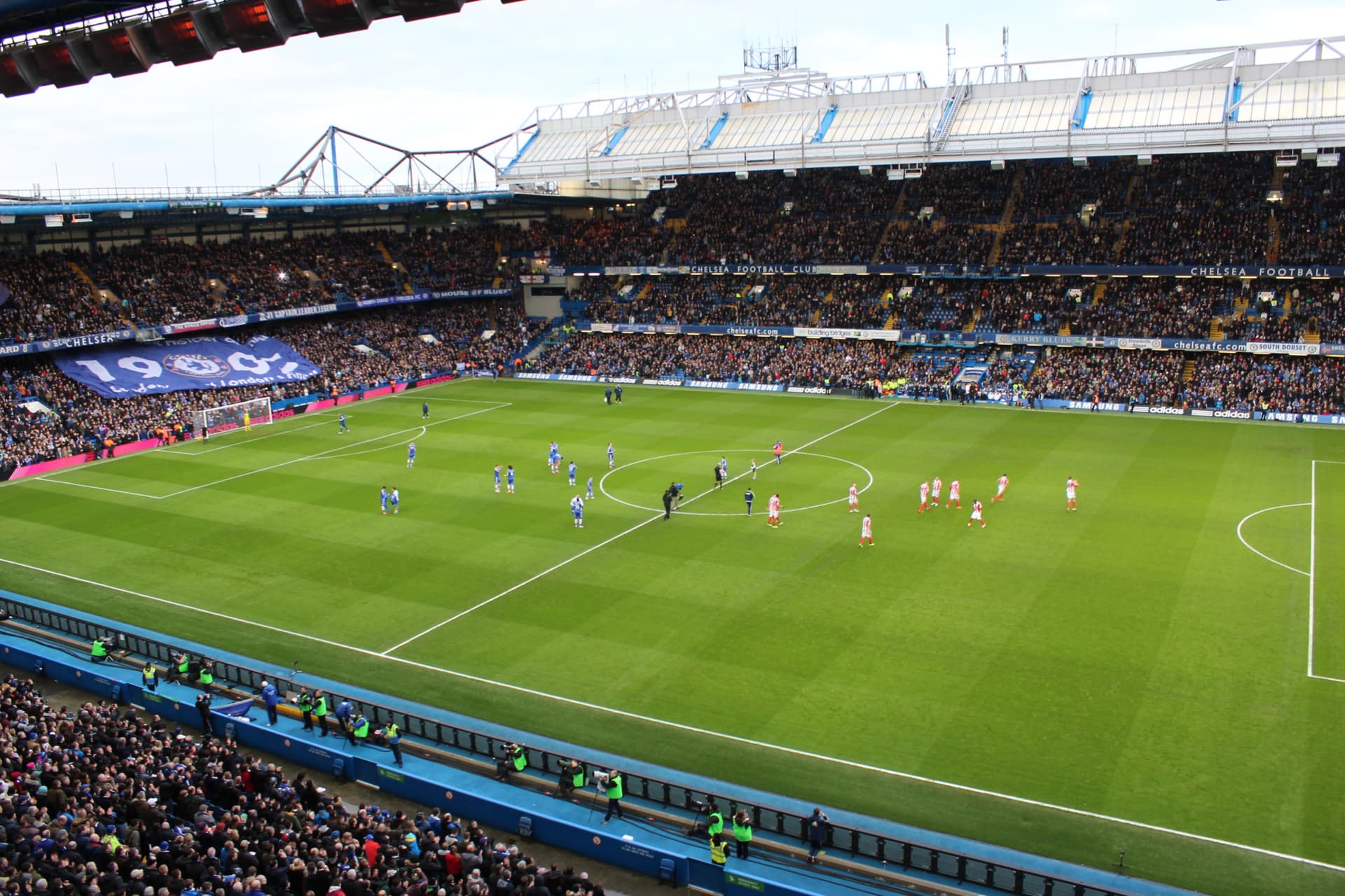 Premier League Football - Chelsea FC Match Ticket at Stamford Bridge Stadium - تصویر 7