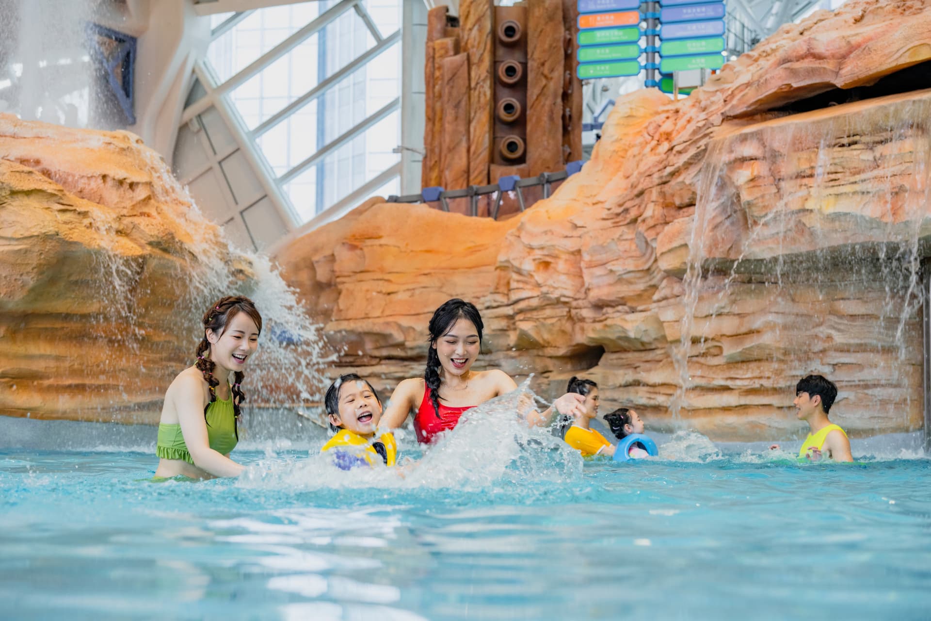 Studio City Water Park - تصویر 8