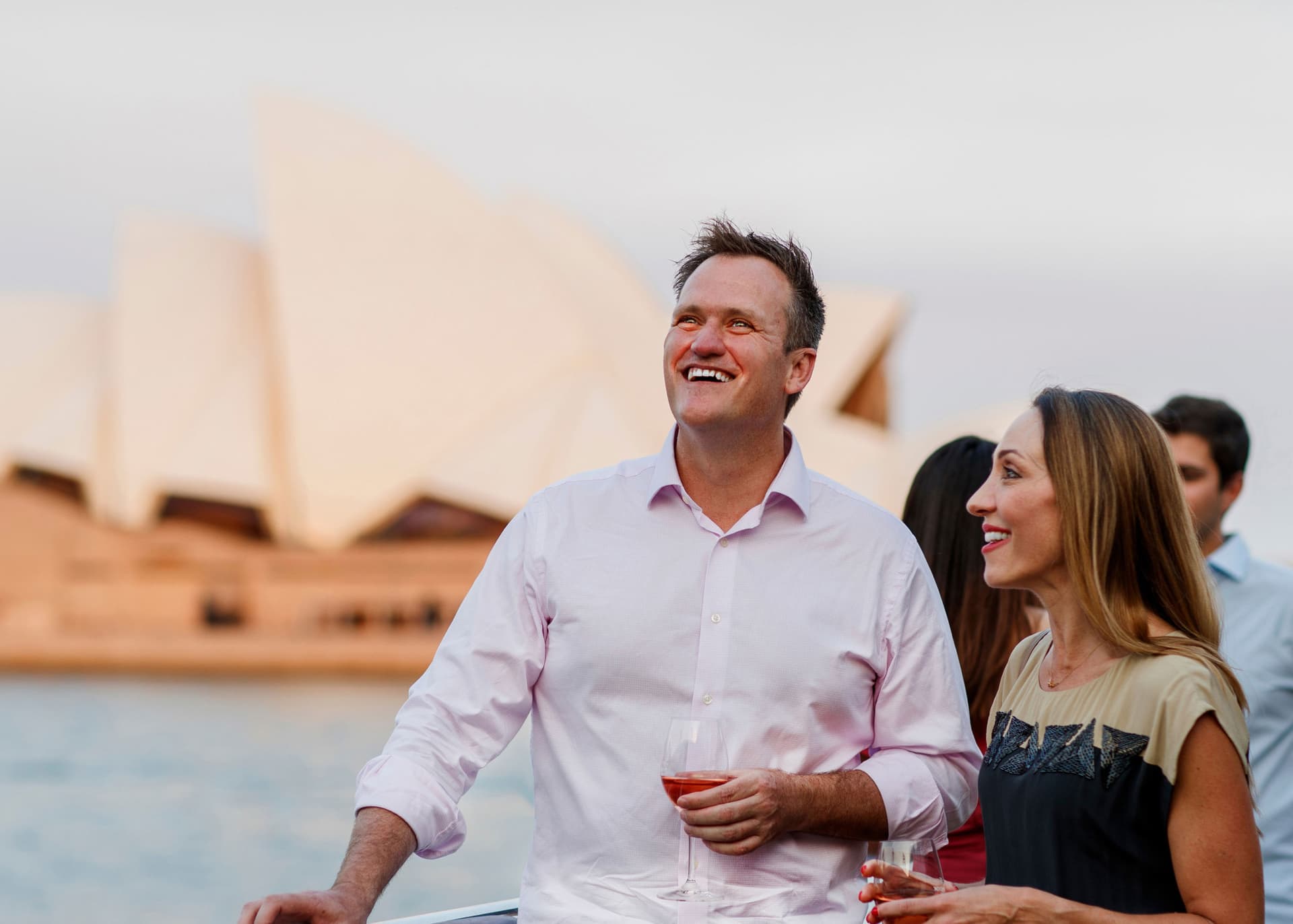 Sydney Harbour Sunset Dinner Cruise aboard Captain Cook Cruises - تصویر 5