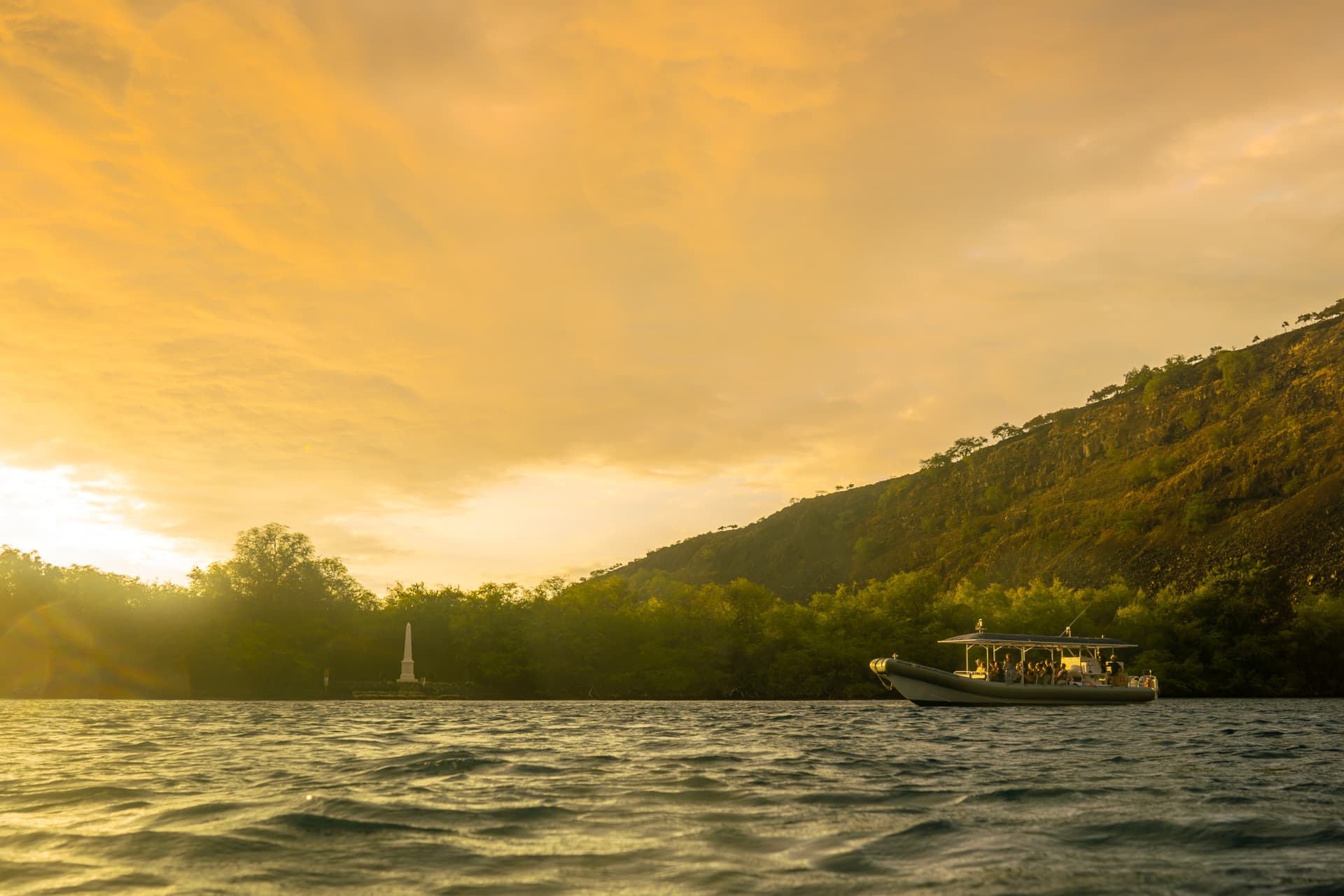 Kona Super-Raft Tours by Body Glove Cruises - تصویر 6