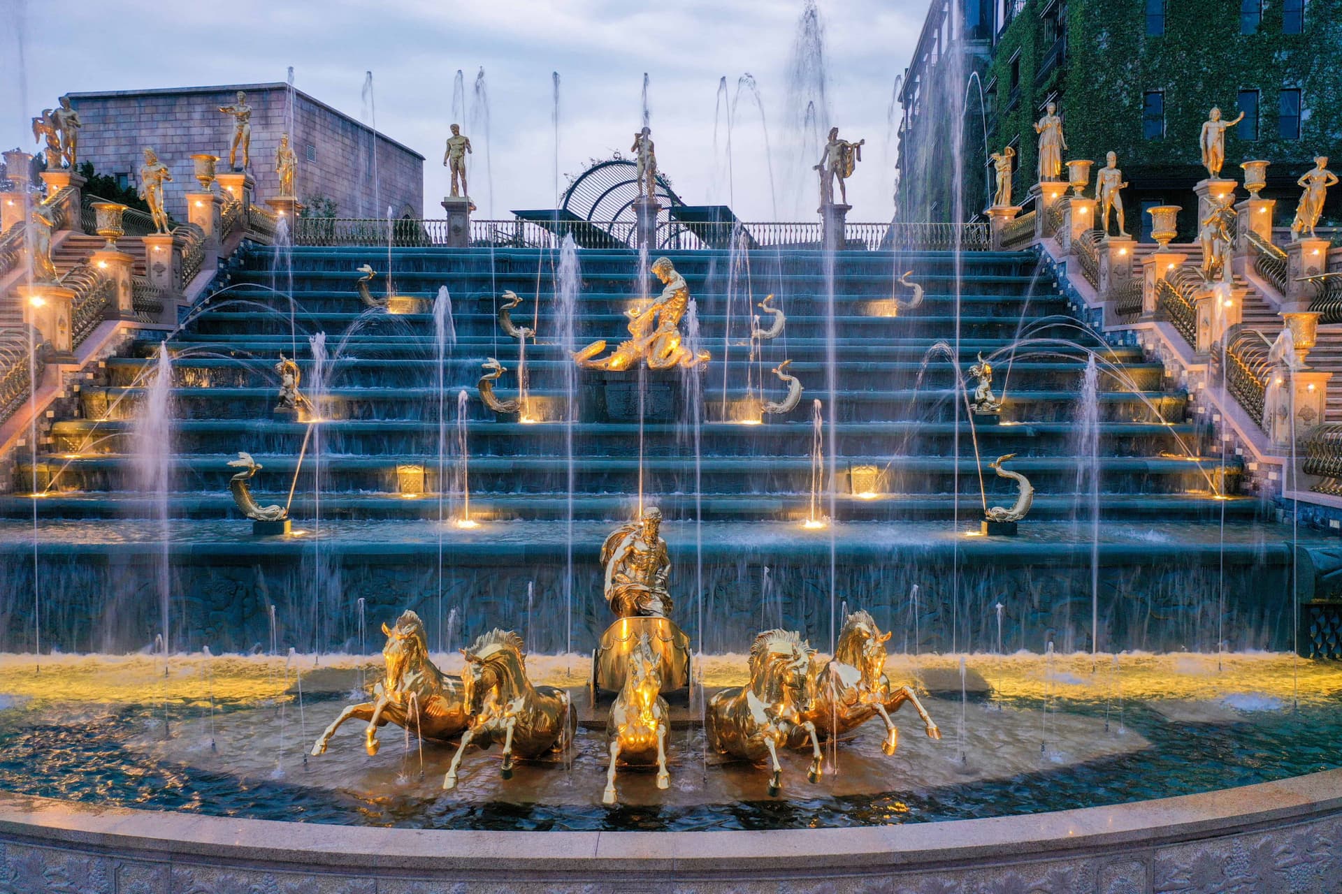Ba Na Hills and Golden Bridge Full-Day Tour from Da Nang - تصویر 7