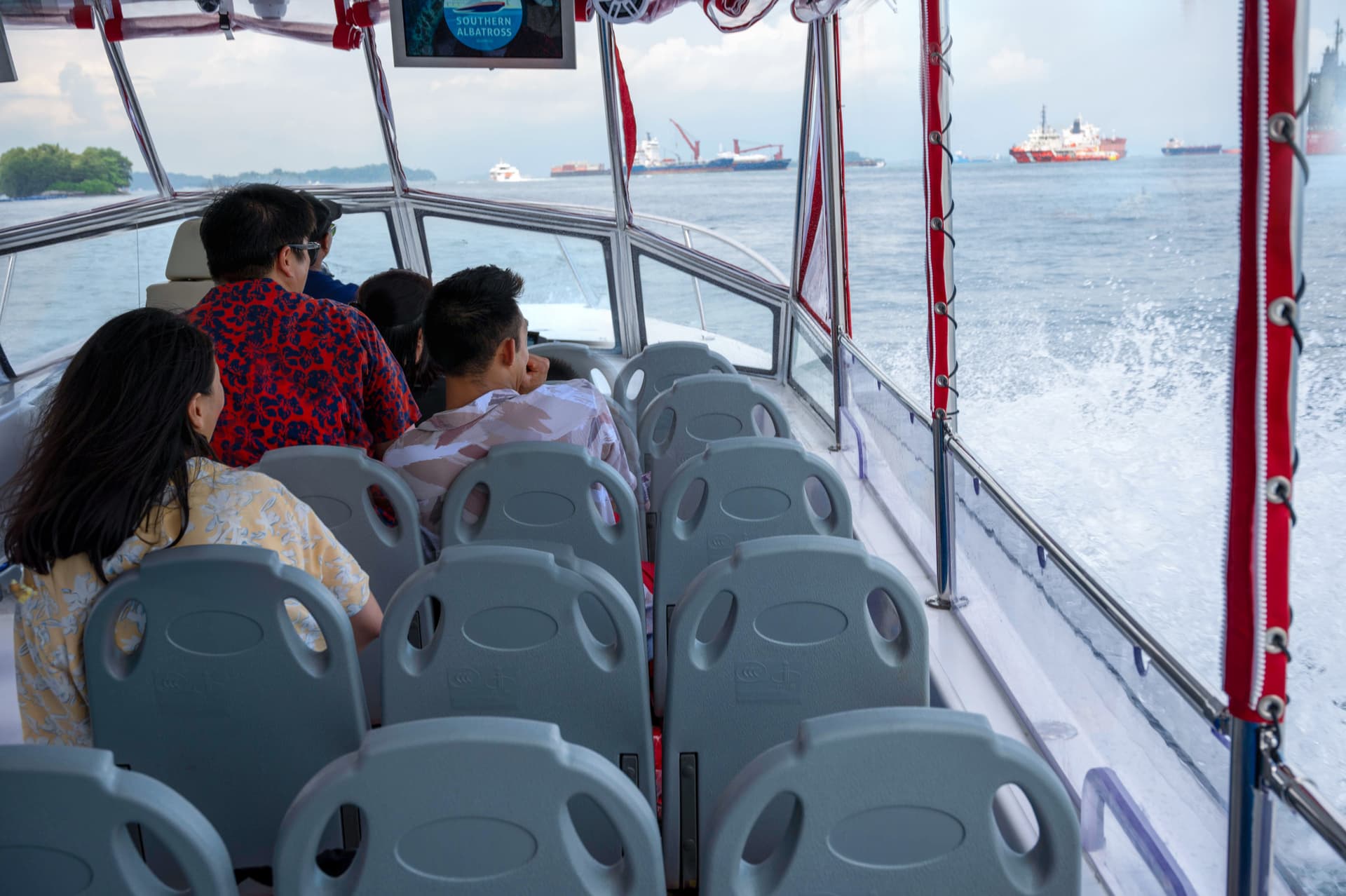 Albatross Hop-On Hop-Off Speedboat Pass - تصویر 10