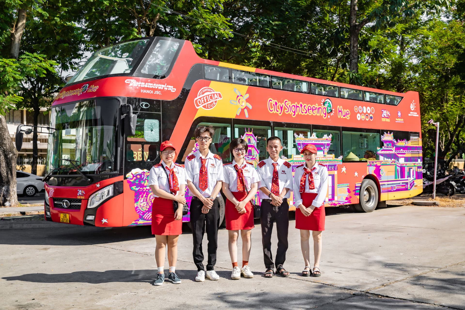 City Sightseeing Hue Hop-on Hop-off Bus Tour - تصویر 13