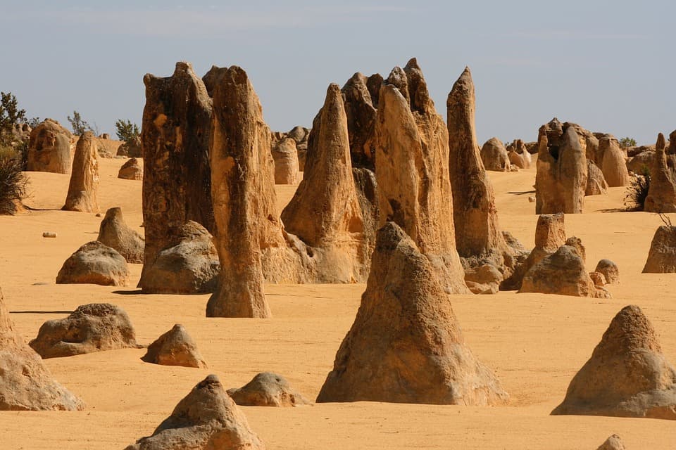 Pinnacles Desert Tour with 4WD Adventure from Perth - تصویر 3